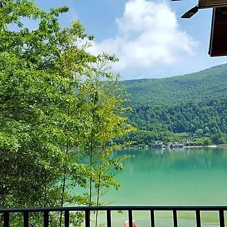 Les Sirenes Hotel Lepin-le-Lac