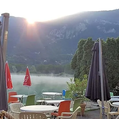 Les Sirenes Hotel Lepin-le-Lac