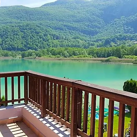 Les Sirenes Hotel